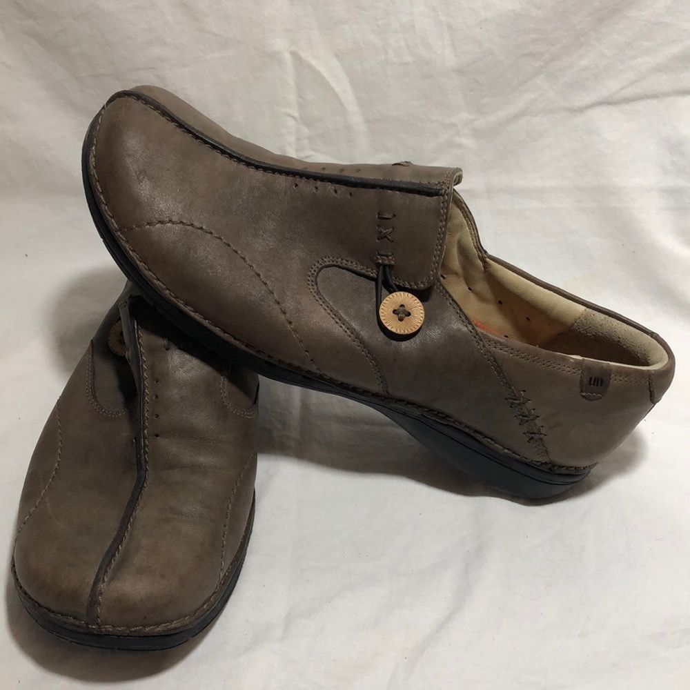 Clarks Unstructured Brown Leather Un Loop Shoe - image 8